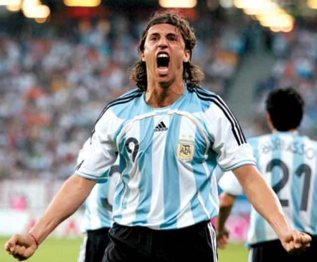 argentina soccer player number 9