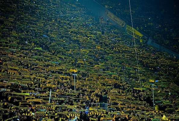 Borussia Dortmund pay emotional tribute to fan who died ...