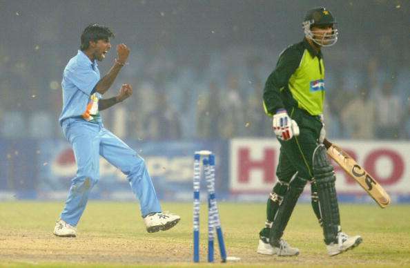 Top 5 bowling performances in international cricket by ...