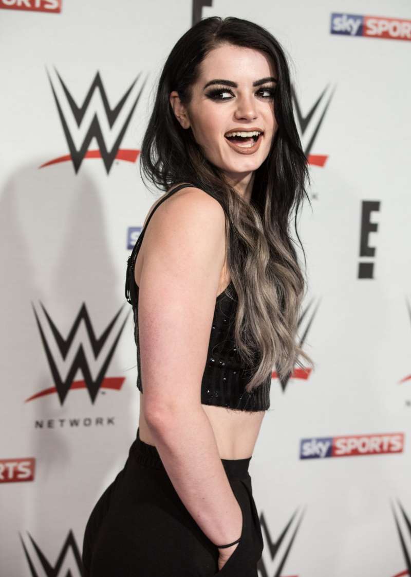 Wwe Rumours Paige Not Quitting Wweyet