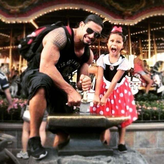 Roman Reigns Daughter Meet The Adorable Child Of The Wwe Superstar