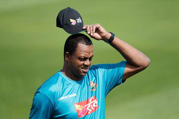 Image result for Courtney Walsh Bangladesh coach