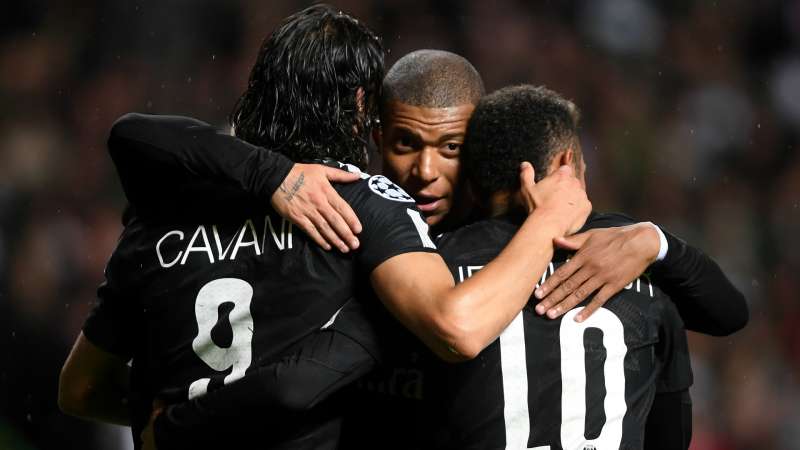 Verratti hails 'exceptional' Cavani, Neymar and Mbappe
Brazil National Football Team - Celtic Park - Edinson Cavani - FC Metz - Ligue1 - Marco Verratti - Neymar - Paris - Saint Germainen Laye - UEFA Champions League
