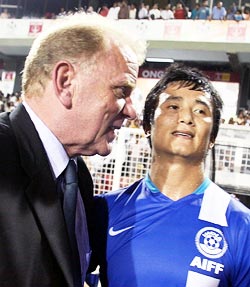 Bob Houghton and Bhaichung Bhutia Bob Houghton and Bhaichung Bhutia